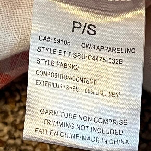 Charlie B Linen Dolman Top.  White with Printed Flowers.  Size Small - Picture 6 of 7